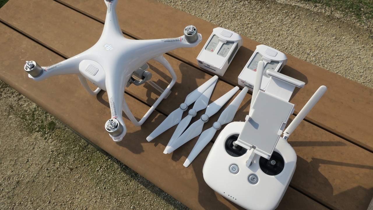 Drone ドローン最大手のDJI社製 ファントム 4 の買取査定