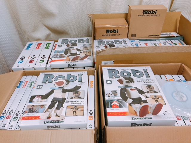 DeAGOSTINI / 週刊 ロビ(Robi) 初版 全70巻セットと、週刊 Robi